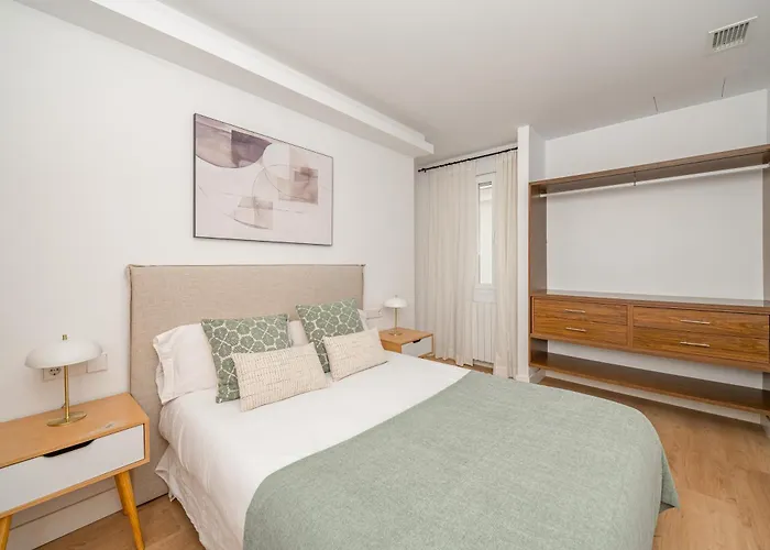 Salamanca III Calle General Pardinas 2Br 2Bh